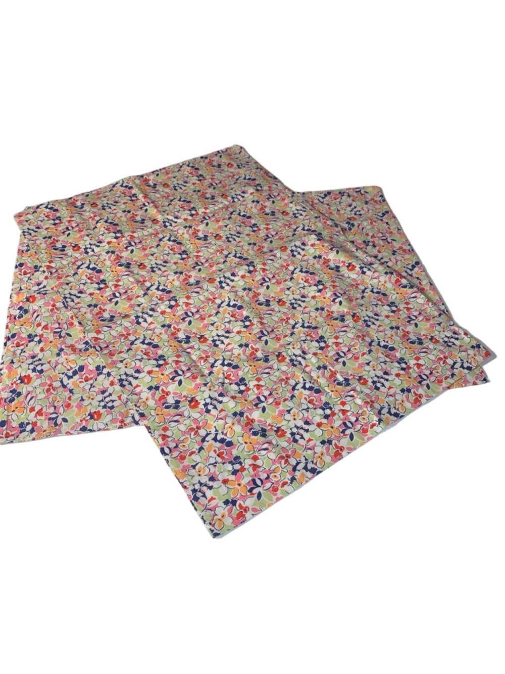 2 Tommy Hilfiger Standard Floral Pillowcases White Multicolor